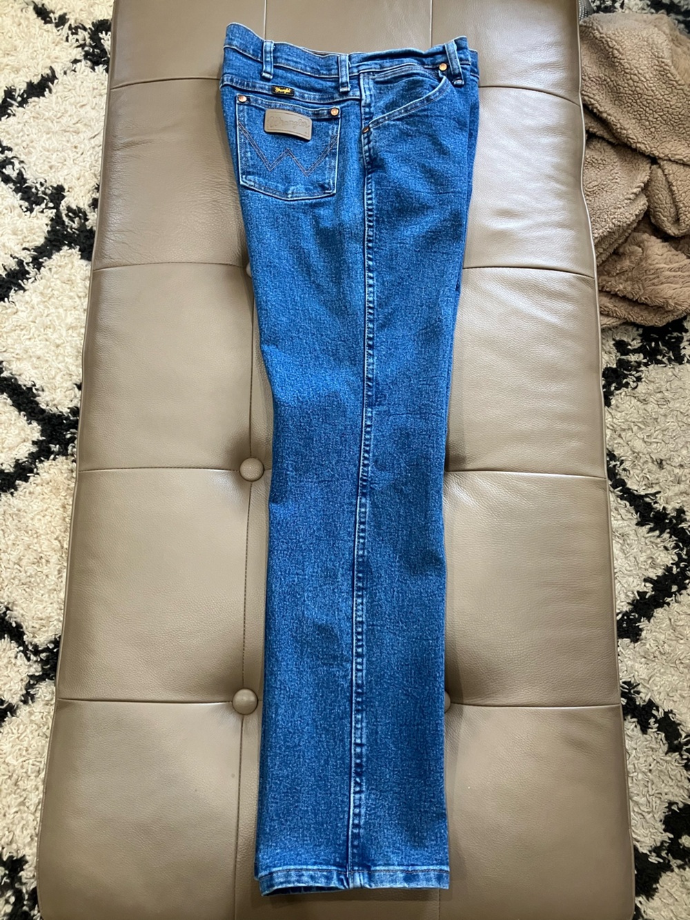 Wrangler Men's Straight-Leg Blue Denim Jeans